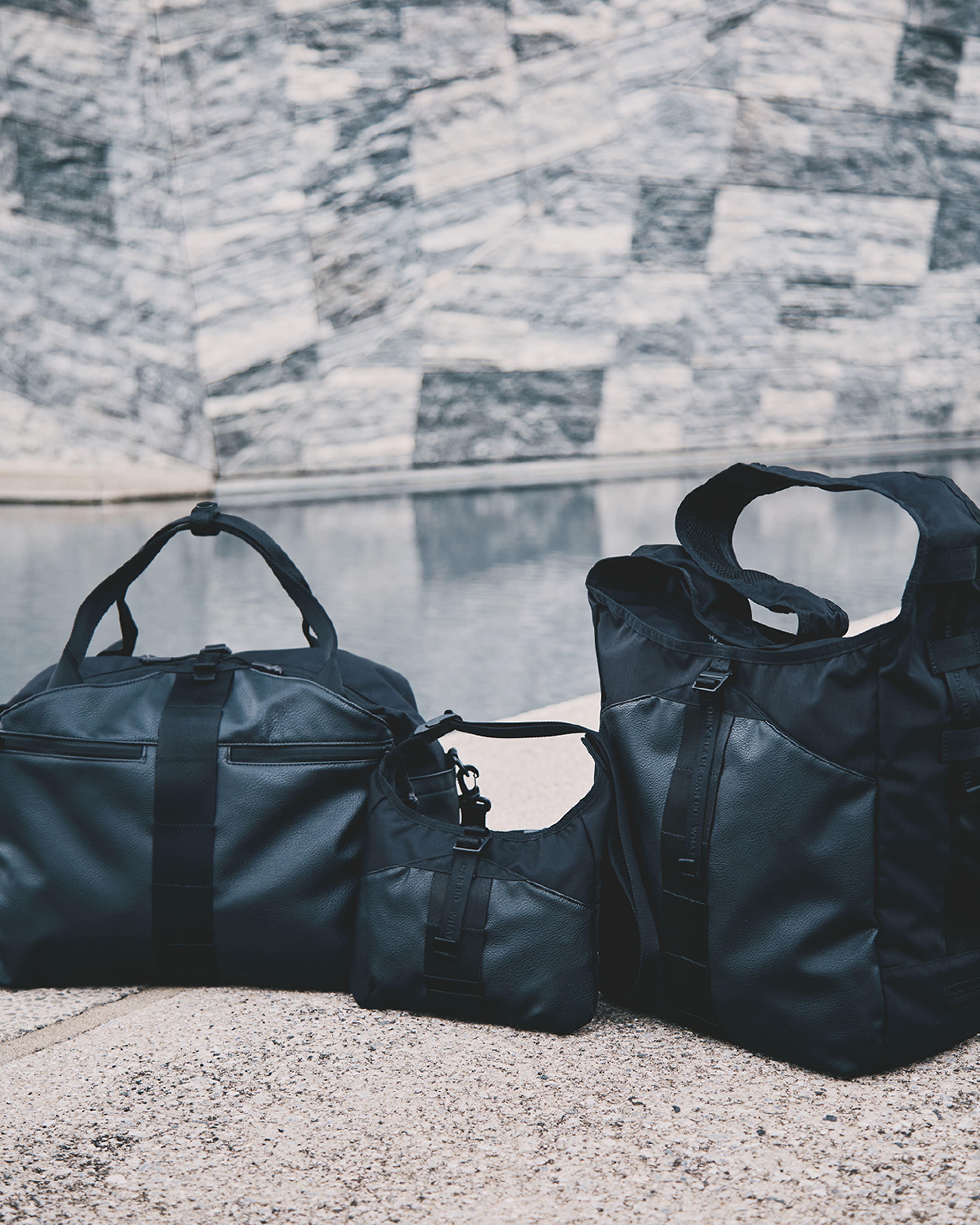 White Mountaineering / WM×BRIEFING DAILY SACOCHE