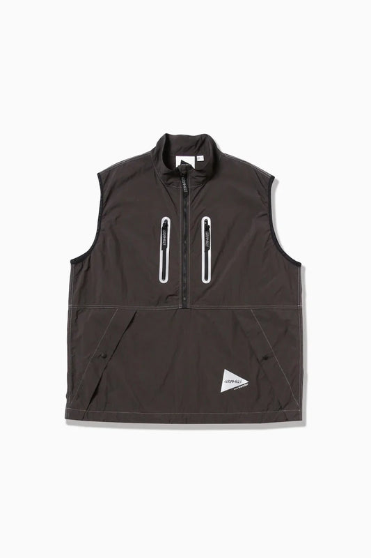 and wander / GRAMICCI × and wander brushed nylon vest