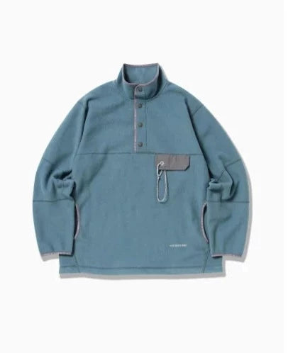 and wander / wool fleece pullover