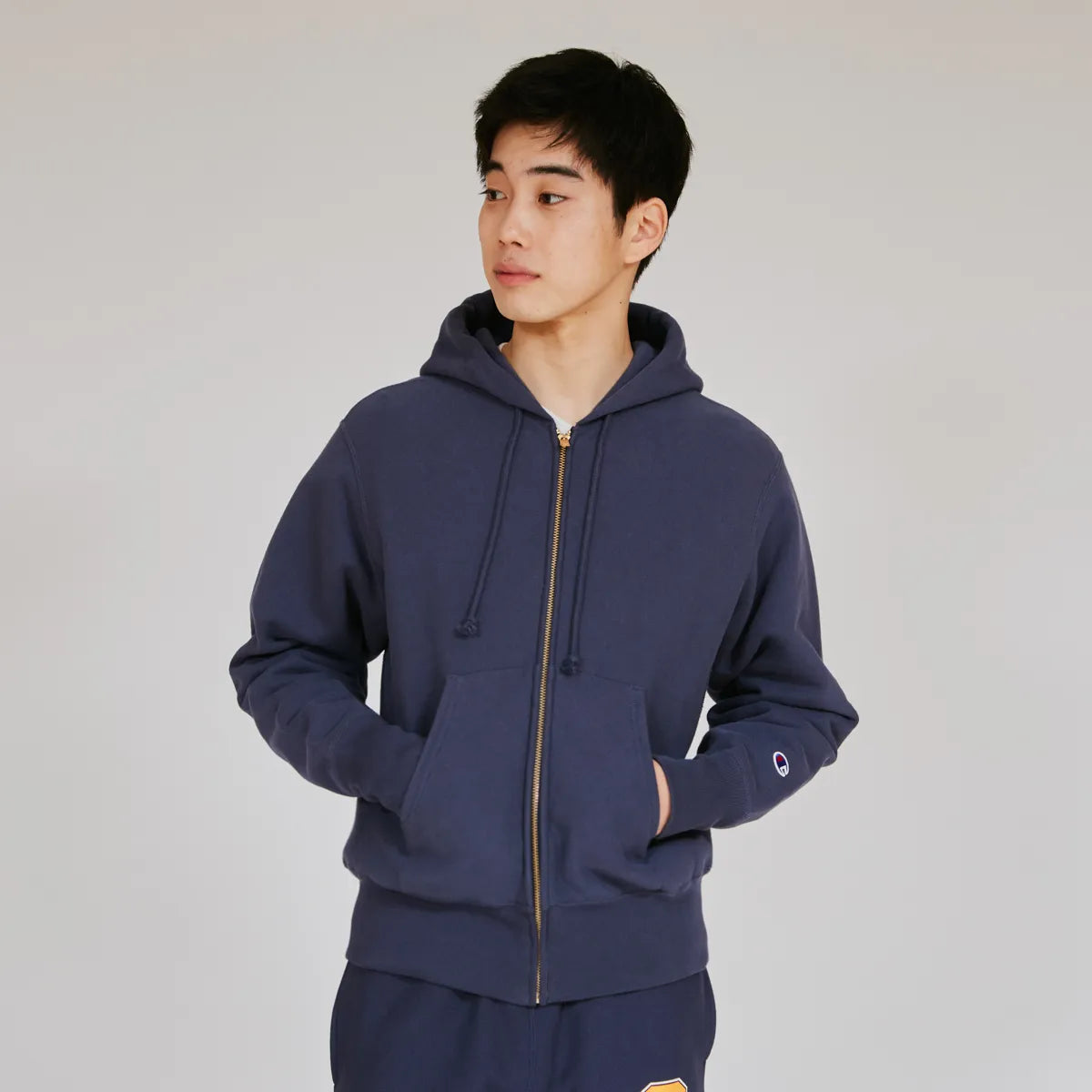 Champion / REVERSE WEAVE® ZIP HOODED SWEATSHIRT