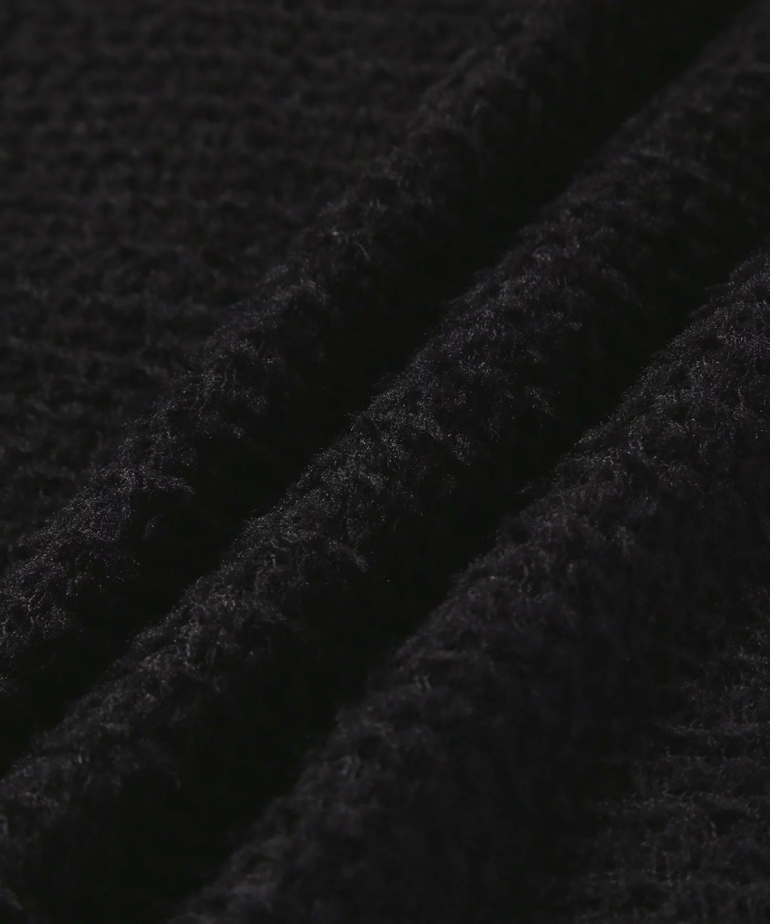 and wander / alpha direct pullover