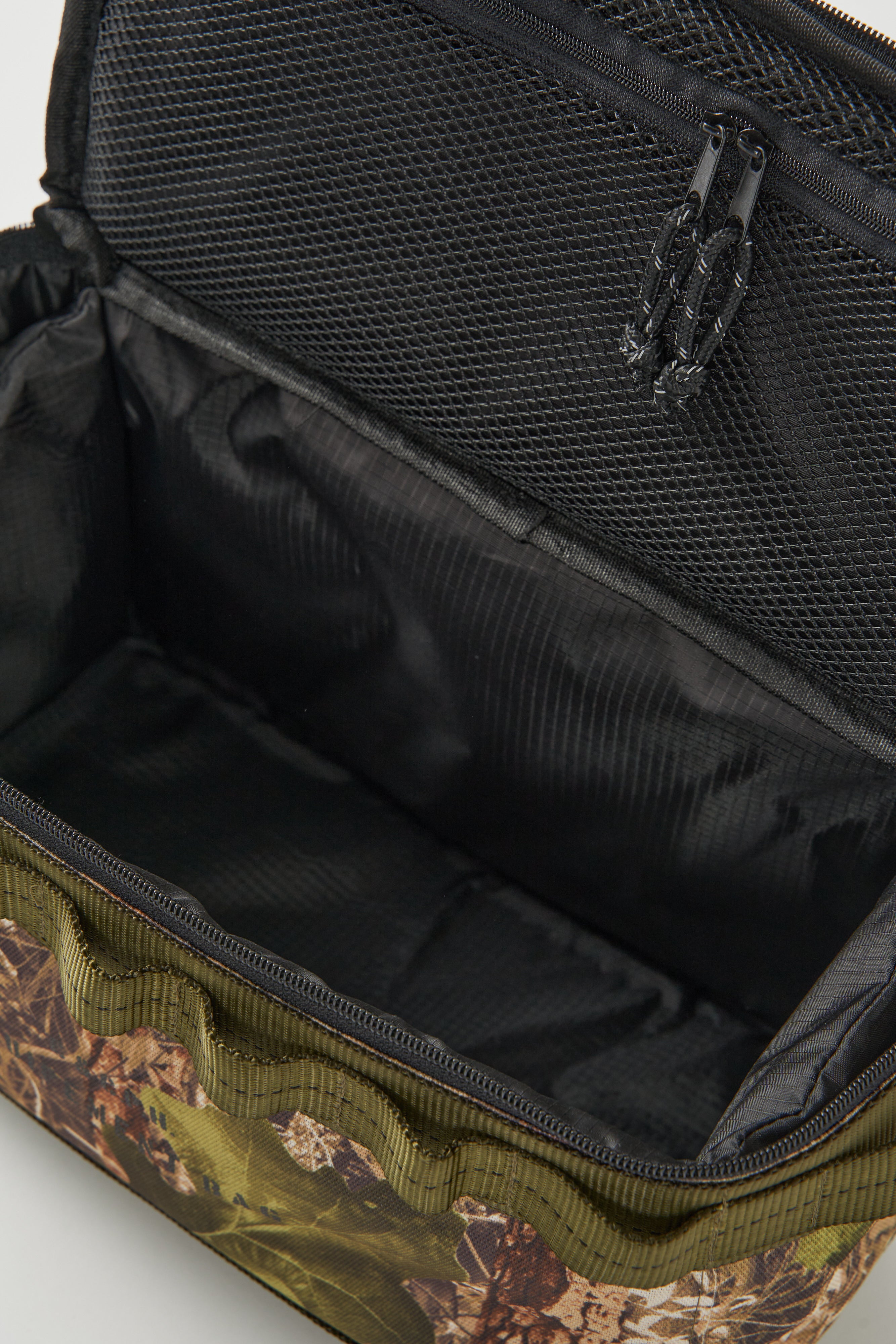 【C&C.P.H.EQUIPEMENT】CONTAINER BAG (REALTREE)CEV2000